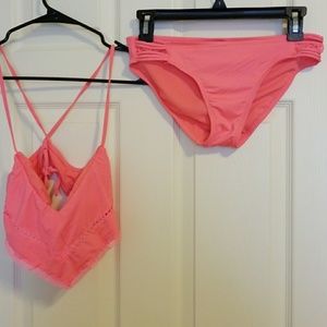NWOT Coral Bikini Medium